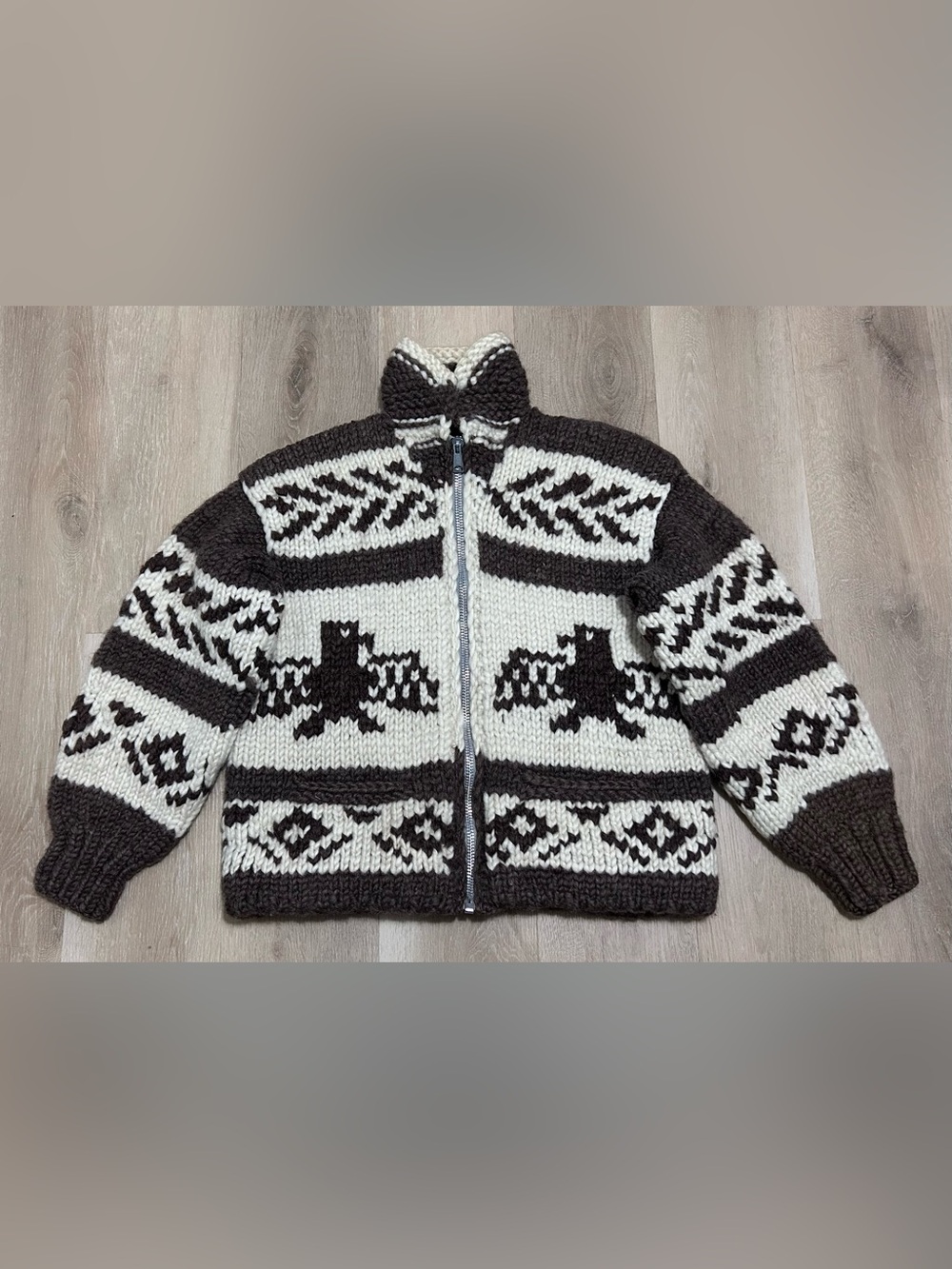 Vintage 80’s Men’s Black & White Zip-Up Patterned Wool Sweater